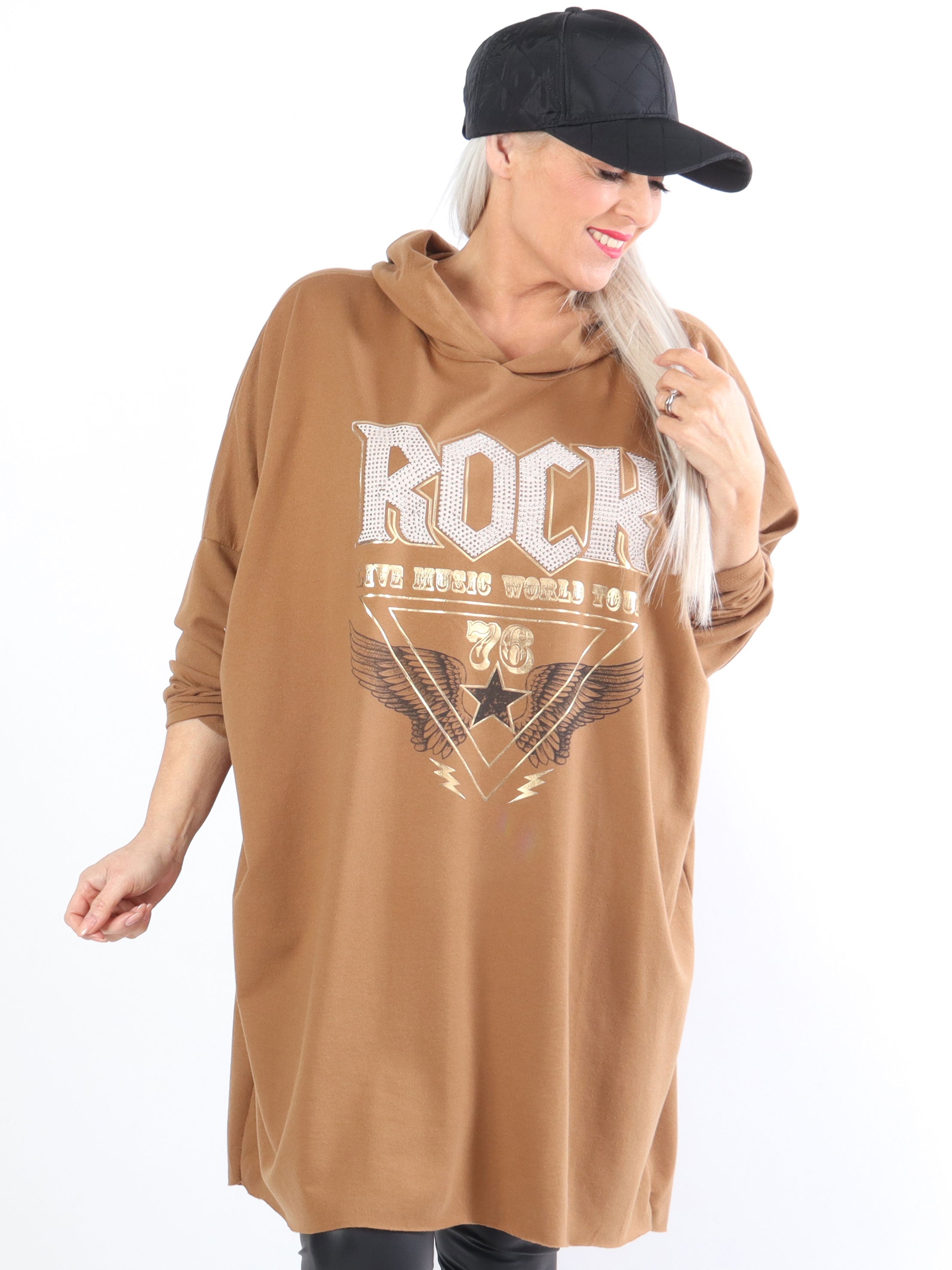 Rock - Cool plus size kjole med hætte og tekst